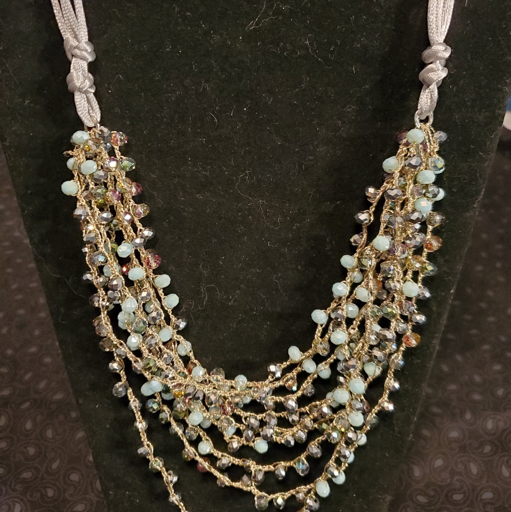 Statement necklace